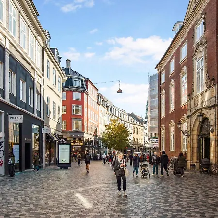 Sanders Leaves 2- Chic For 8 Persons In דירה