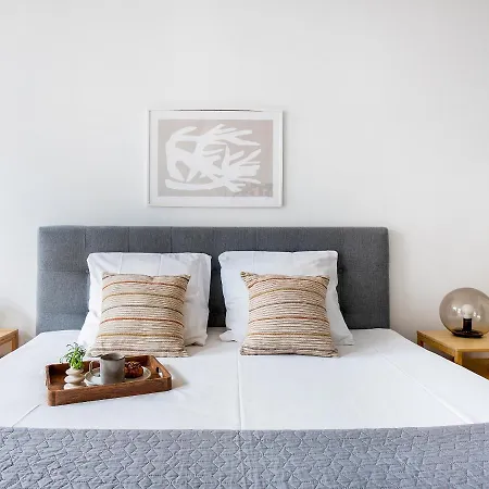 Sanders Leaves - Chic Three-bedroom In Downtown * Kodaň