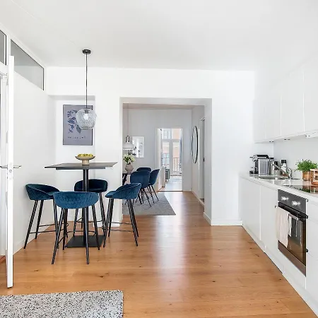 Lejlighed Sanders Leaves - Chic Three-bedroom In Downtown