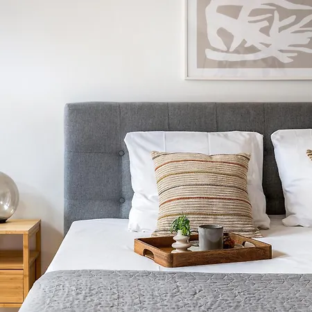 Lejlighed Sanders Leaves - Chic Three-bedroom In Downtown
